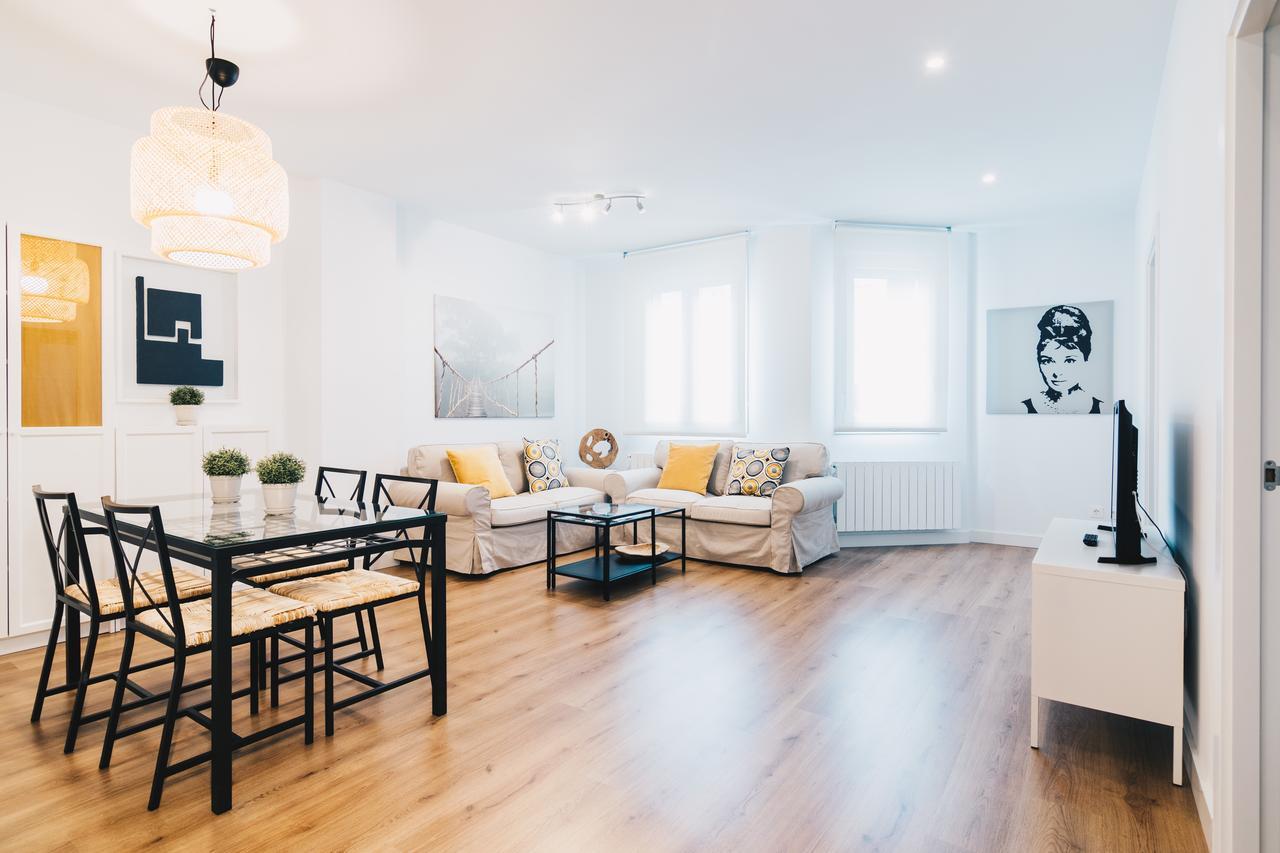 Apartment By People *